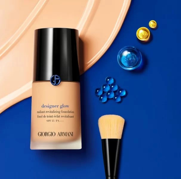 designer glow strahlende revitalisierende foundation